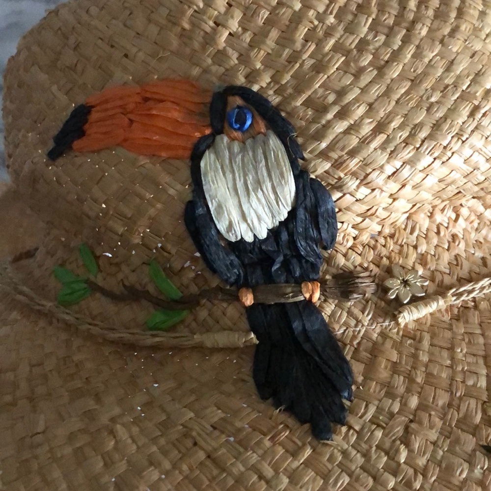 Straw hat - Picture 2 of 3